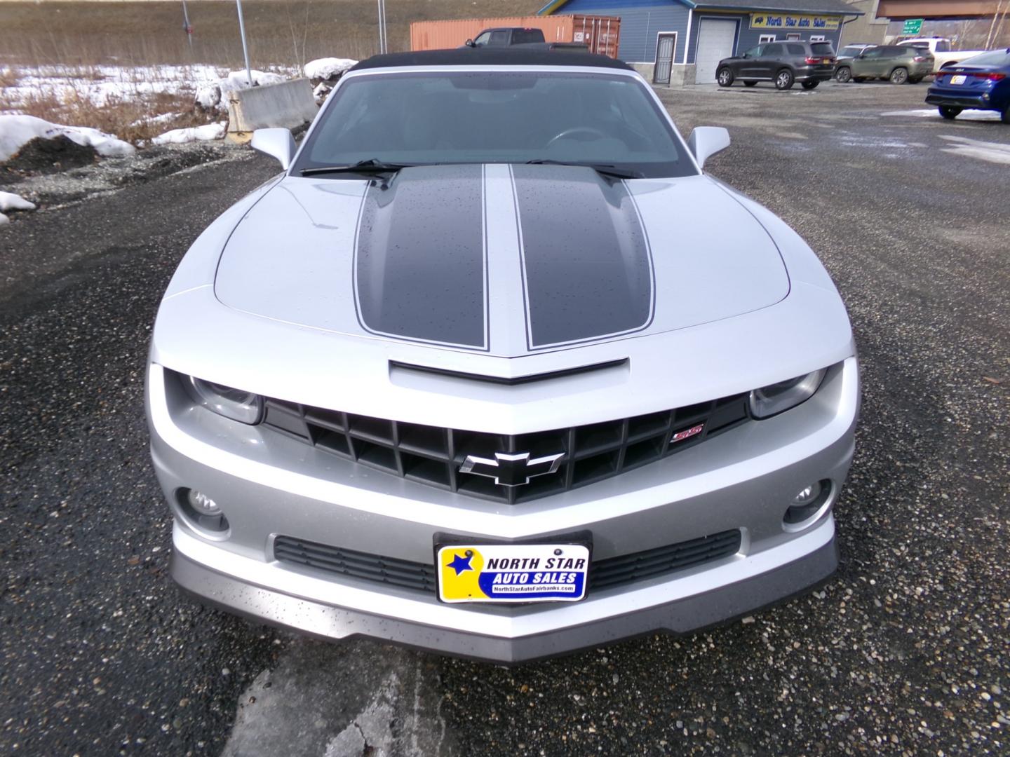 2011 Silver Chevrolet Camaro Convertible 2SS (2G1FT3DW0B9) with an 6.2L V8 OHV 16V engine, 6-Speed Manual transmission, located at 2630 Philips Field Rd., Fairbanks, AK, 99709, (907) 458-0593, 64.848068, -147.780609 - Photo#1